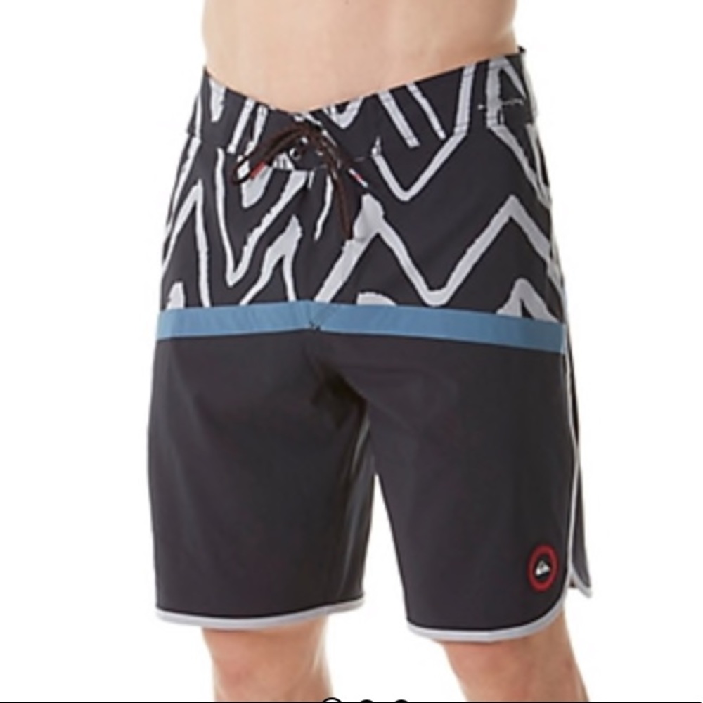 Like New Quiksilver Highline Boardshorts